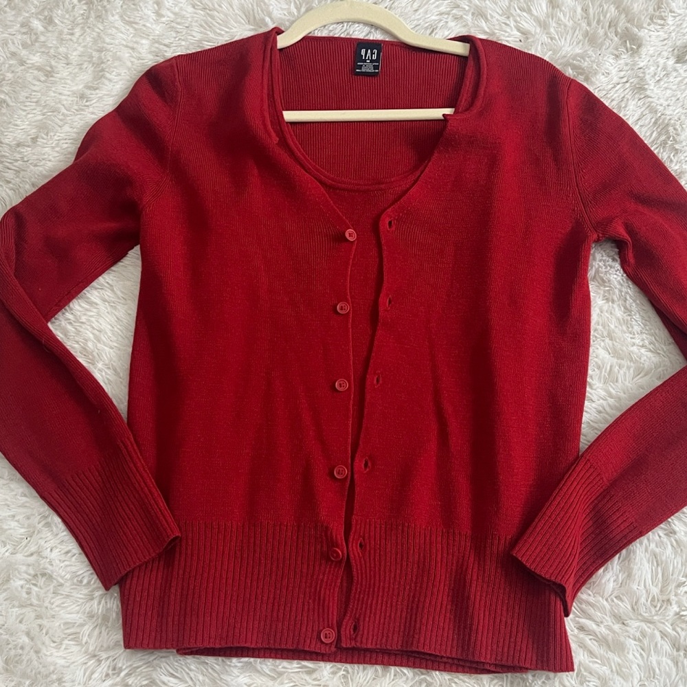 Vintage 2002 GAP Red Merino Wool Button Up Cardigan Sweater Set Size Medium